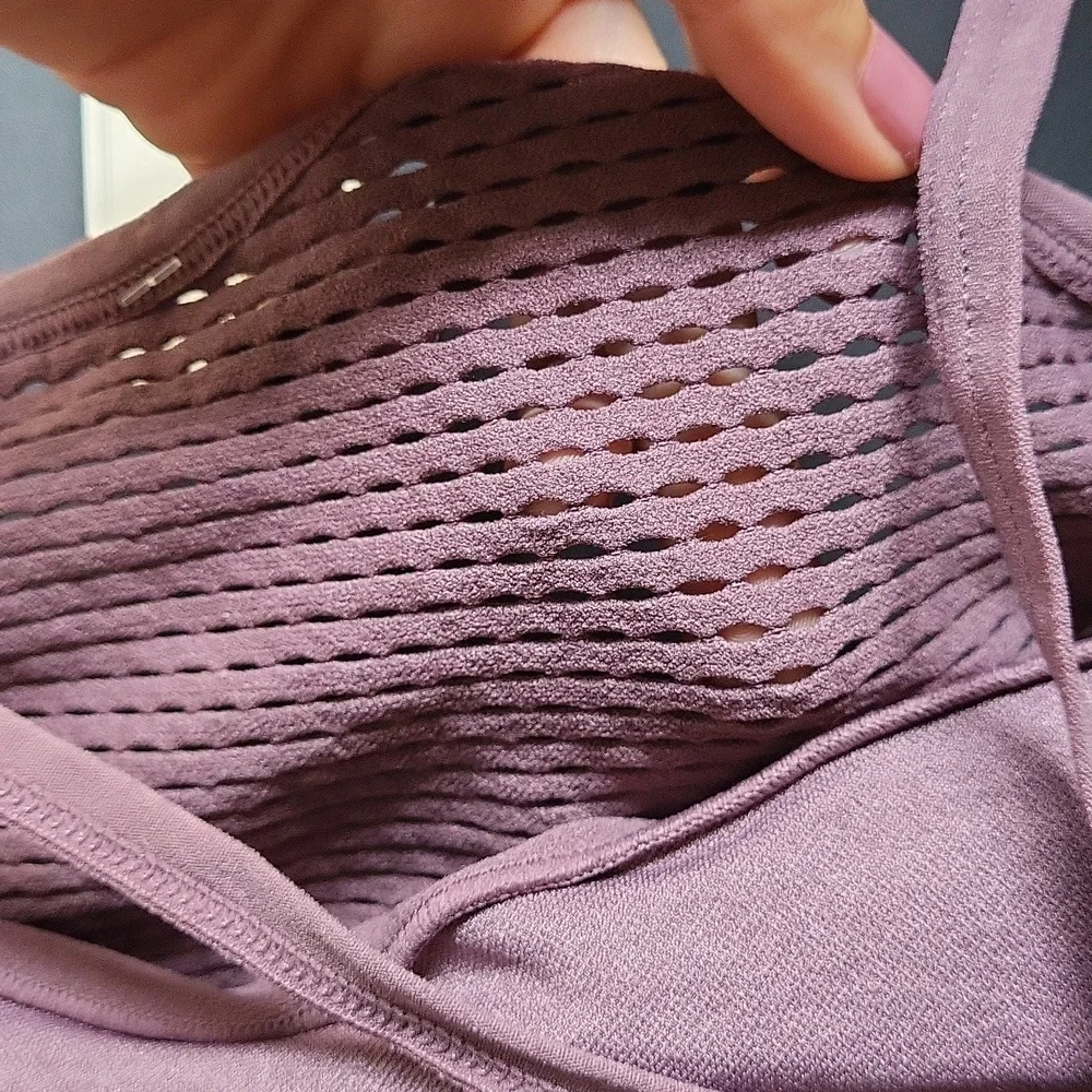 High Neck Mesh Overlay Sports Bra - Picture 5 of 7